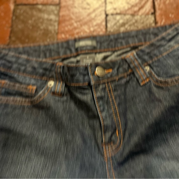 Kenneth Cole reaction size 8 denim shorts - Picture 5 of 5